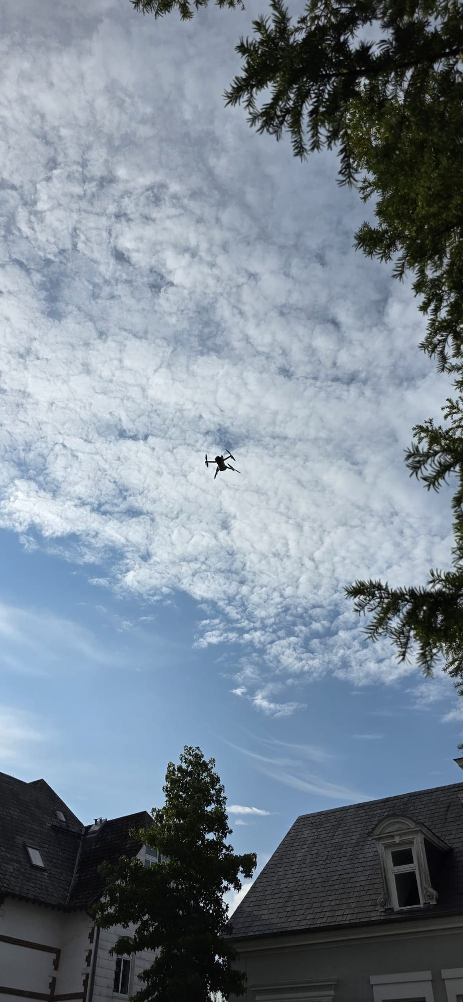 Fliegende Drohne in der Luft